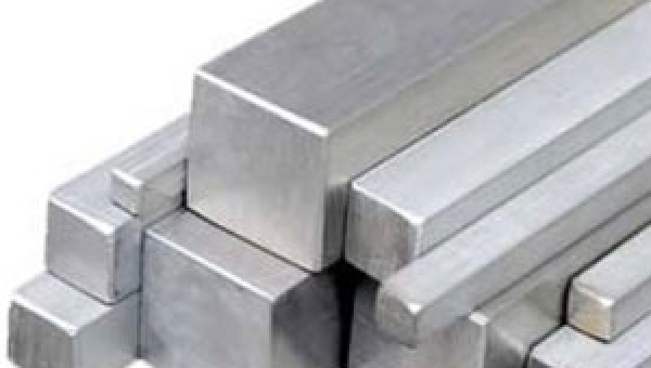 Нержавеющие квадраты в Полоцке