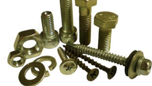 Крепёж, гвозди, болты, цепи в Полоцке